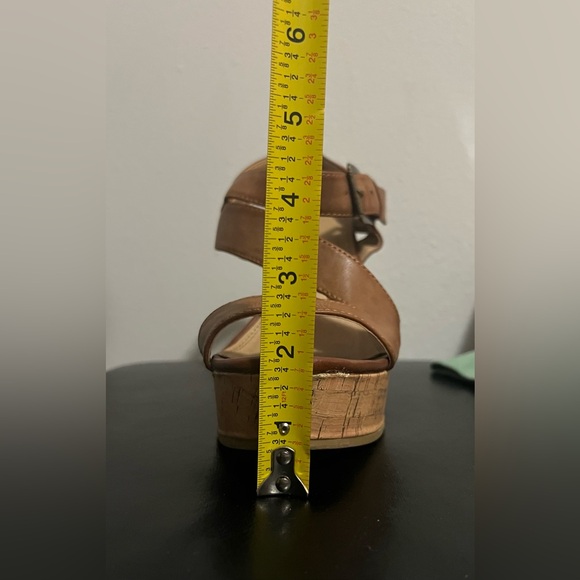 Wedge heel sandals - Picture 7 of 7